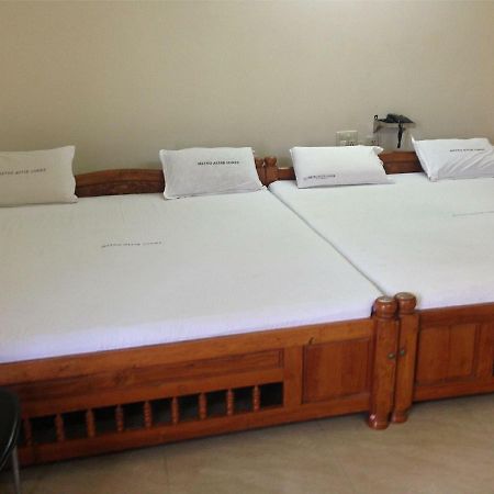 Metro Altis Lodge Ероде Екстер'єр фото