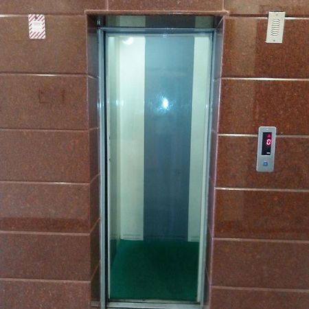 Metro Altis Lodge Ероде Екстер'єр фото