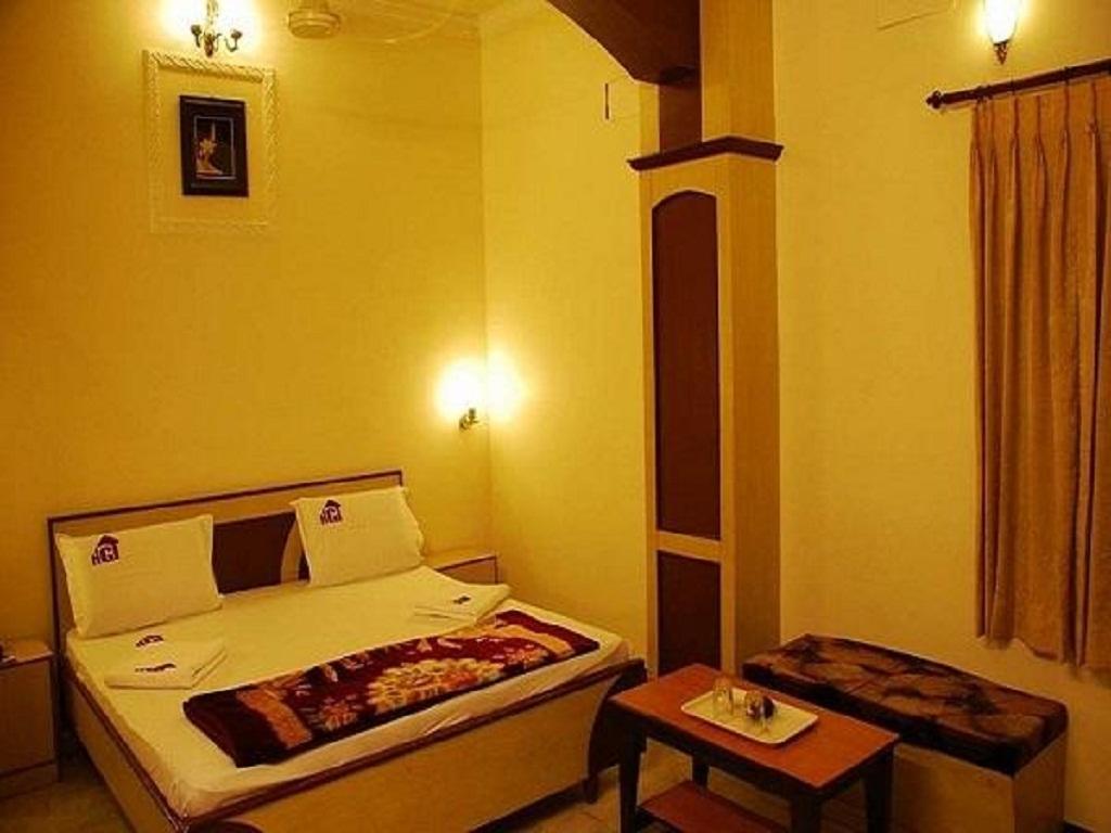 Metro Altis Lodge Ероде Екстер'єр фото