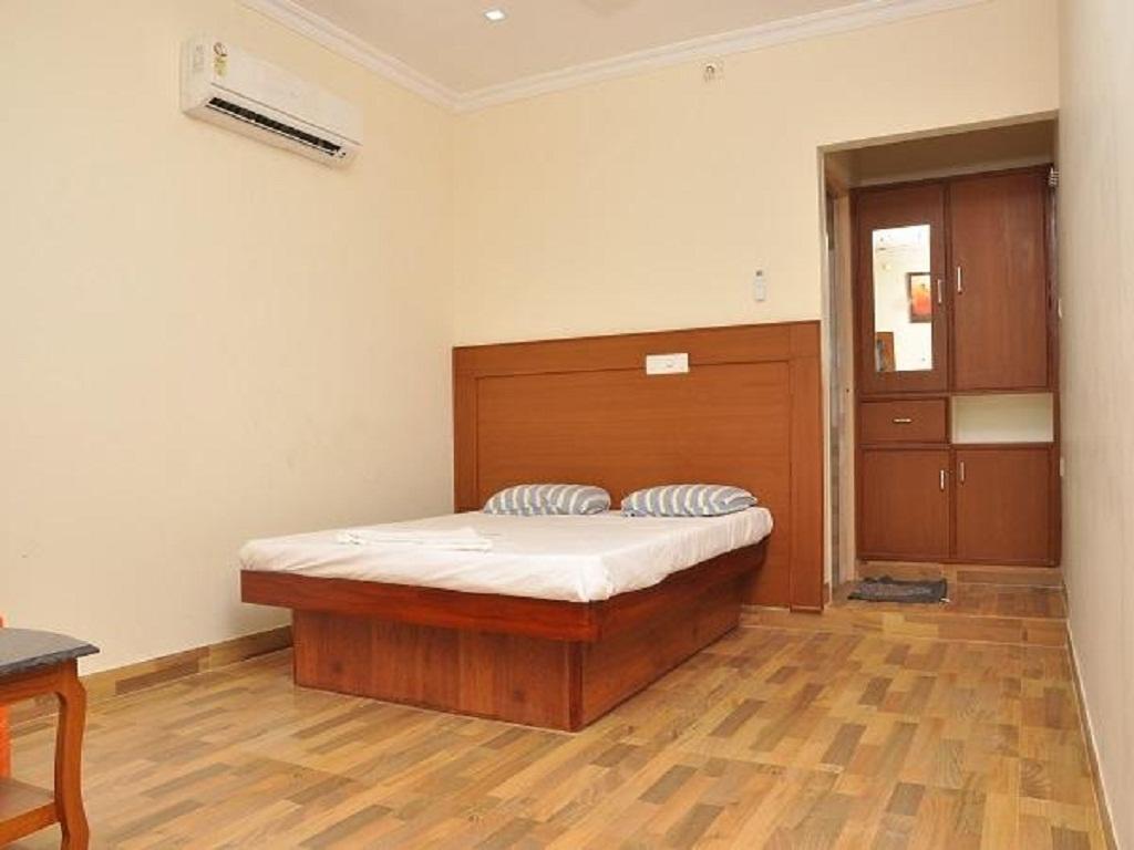 Metro Altis Lodge Ероде Екстер'єр фото